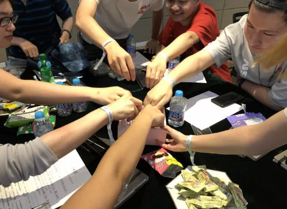 “倾听、交流、分享”2018鸿运国际学院夏季校友会(图11)